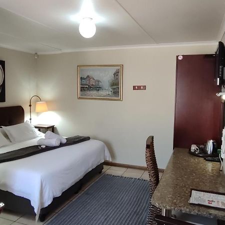 Premiere Guesthouse Блумфонтейн Екстер'єр фото