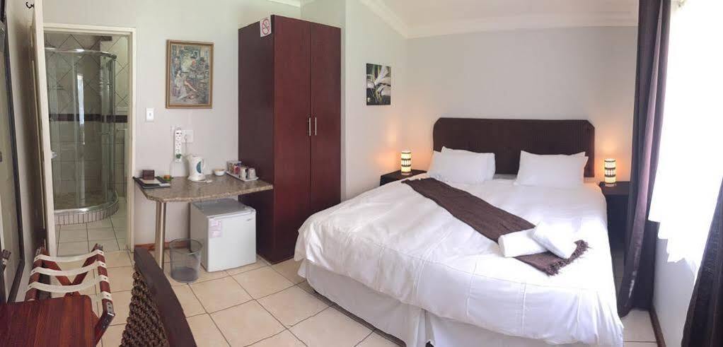 Premiere Guesthouse Блумфонтейн Екстер'єр фото